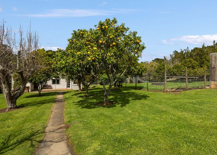  at 1 Mudgeways Road, Massey, Auckland