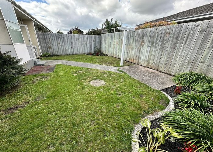  at 2/80 Charles Street, Waltham, Christchurch