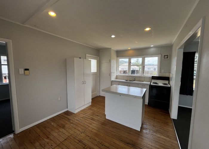  at 6 Dunn Street, Wainuiomata, Lower Hutt, Wellington