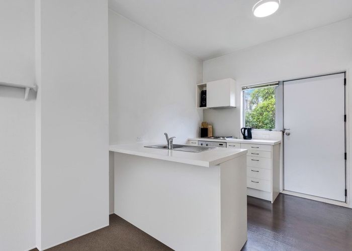  at 8/7 Kelvin Hart Drive, East Tamaki, Manukau City, Auckland