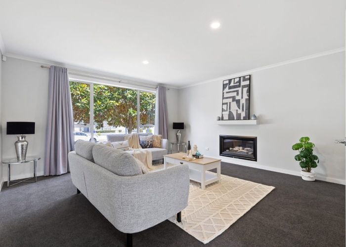  at 5 Audrey Place, Flagstaff, Hamilton