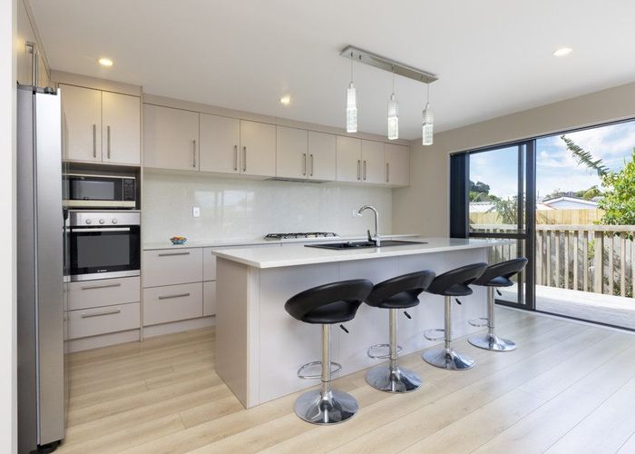  at 9/48 Mays Road, Te Papapa, Auckland