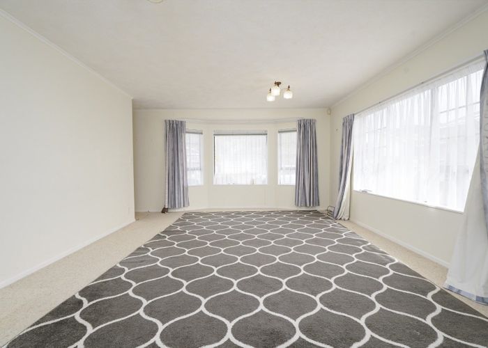  at 110 Oxford Street, Tawa, Wellington