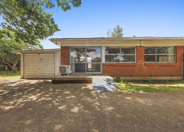  at 4/8 Maunu Road, Papatoetoe, Manukau City, Auckland