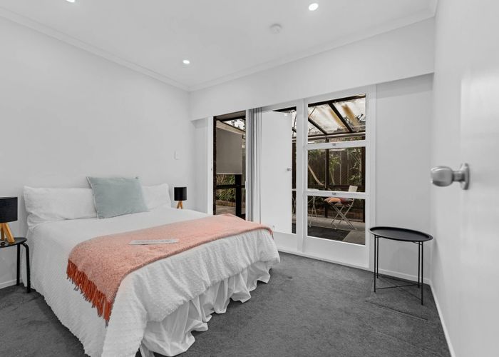  at 2/56 Great South Road, Papatoetoe, Manukau City, Auckland