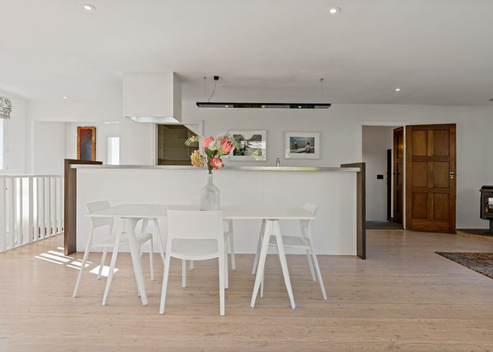  at 11 Newell Street, Point Chevalier, Auckland