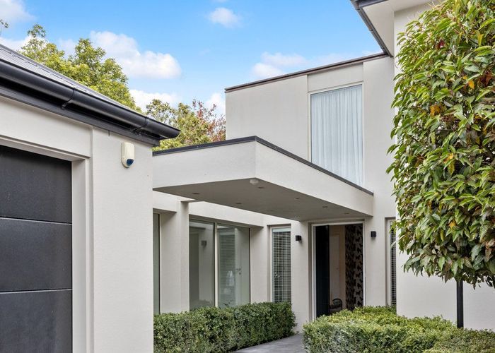  at 10 Springvale Gardens, Harewood, Christchurch