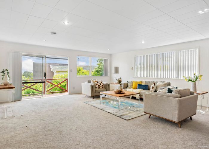  at 12 Landop Terrace, Howick, Auckland