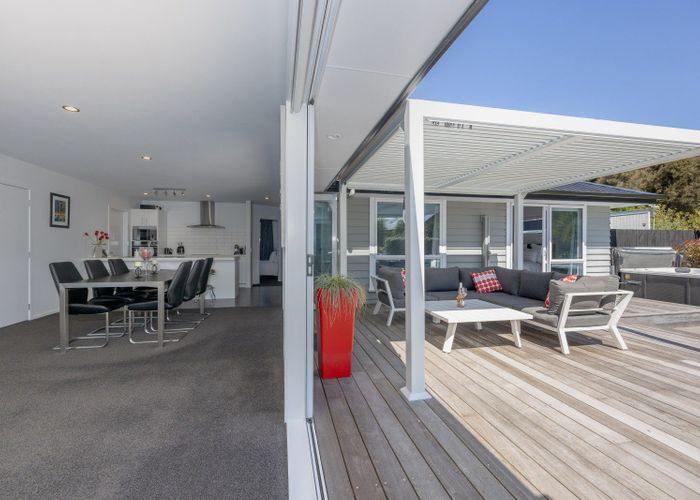  at 43 Kingfisher CRES, Albert Town, Albert Town