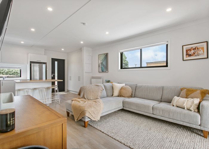  at 3/141 Wallace Road, Mangere Bridge, Auckland
