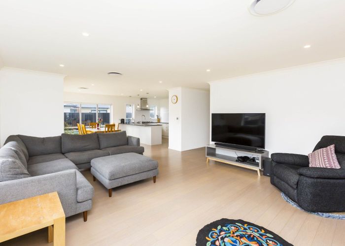  at 15 Filmer Crescent, Wallaceville, Upper Hutt, Wellington