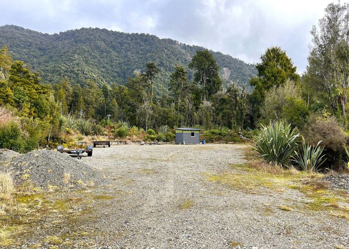  at 15c Neils Beach Road, Haast, Westland, West Coast