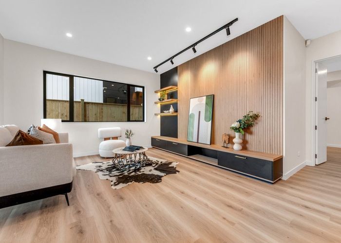  at 10 Mill Hill Close, Flat Bush, Manukau City, Auckland