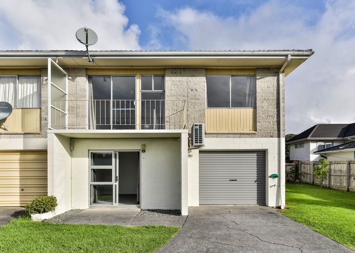  at 5/43 Blockhouse Bay Road, Avondale, Auckland