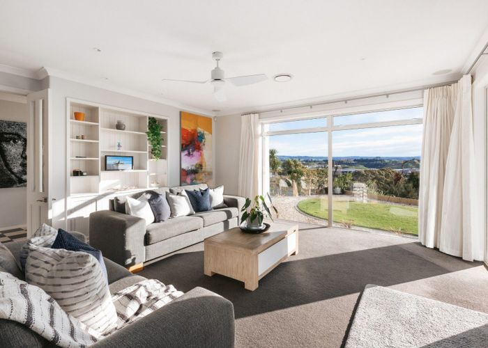  at 40 Broadwater Close, Pyes Pa, Tauranga, Bay Of Plenty