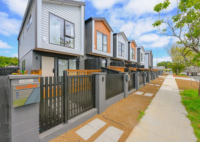  at 9/460 Massey Road, Mangere, Manukau City, Auckland