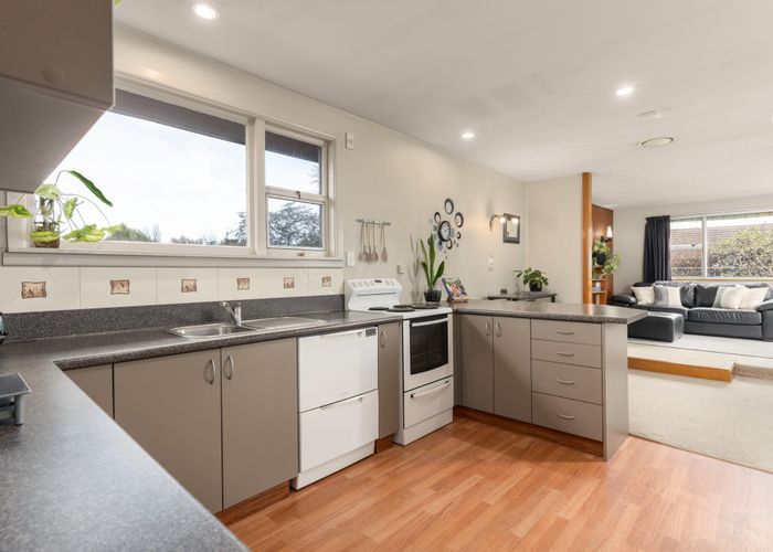  at 27 Ramore Place, Redwood, Christchurch
