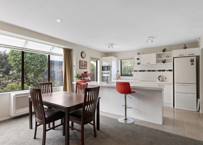  at 9 Rosefield Lane, Northcote, Christchurch