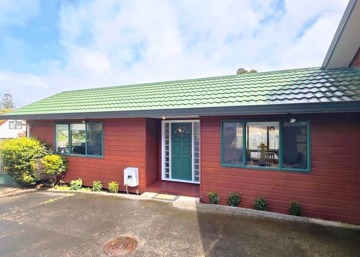  at 3/129a Manuka Road, Glenfield, North Shore City, Auckland