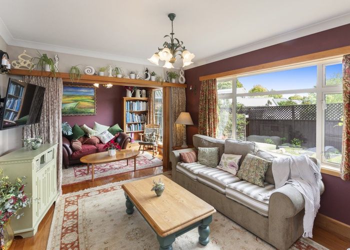  at 1 Sunvale Terrace, Cashmere, Christchurch City, Canterbury