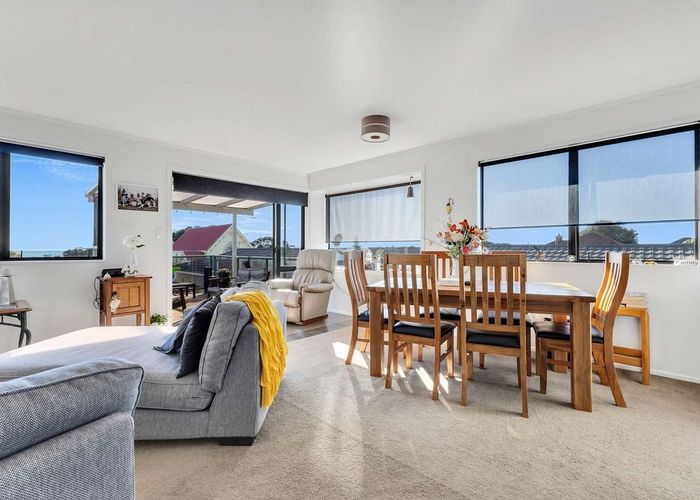  at 2/502 Devon St East, Strandon, New Plymouth, Taranaki