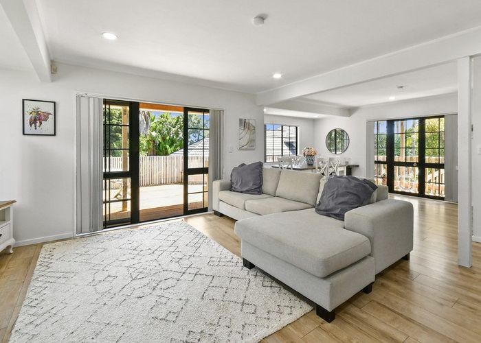  at 25 Silkwood Grove, Totara Heights, Manukau City, Auckland