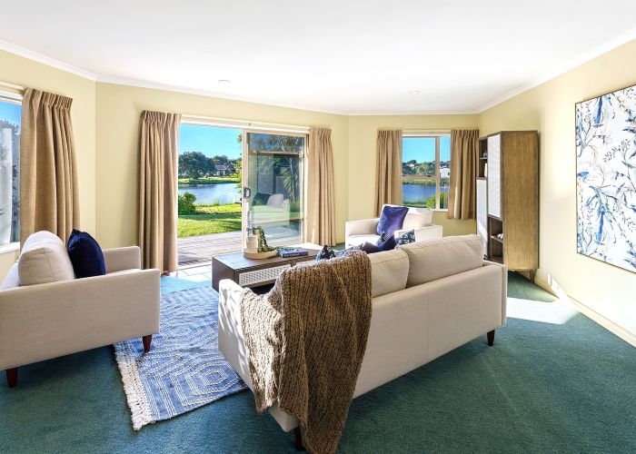  at 5 Marewa Place, Waikanae Beach, Waikanae