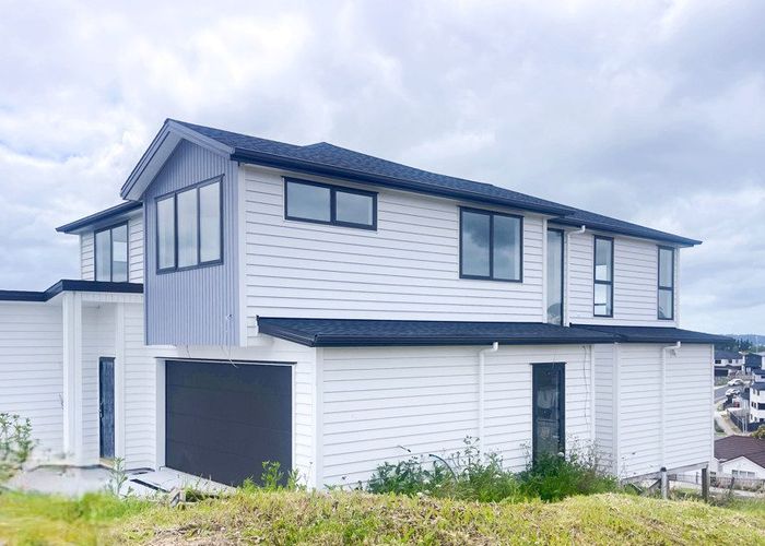  at 33 Baumea Rise, Massey, Waitakere City, Auckland