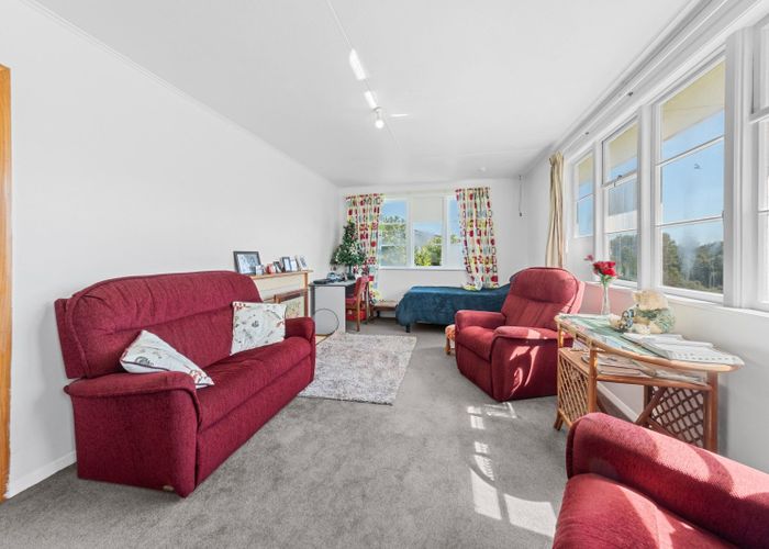  at 66 Banks Street, Marfell, New Plymouth