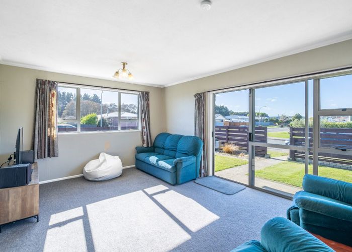  at 54 Paisley Street, Kew, Invercargill