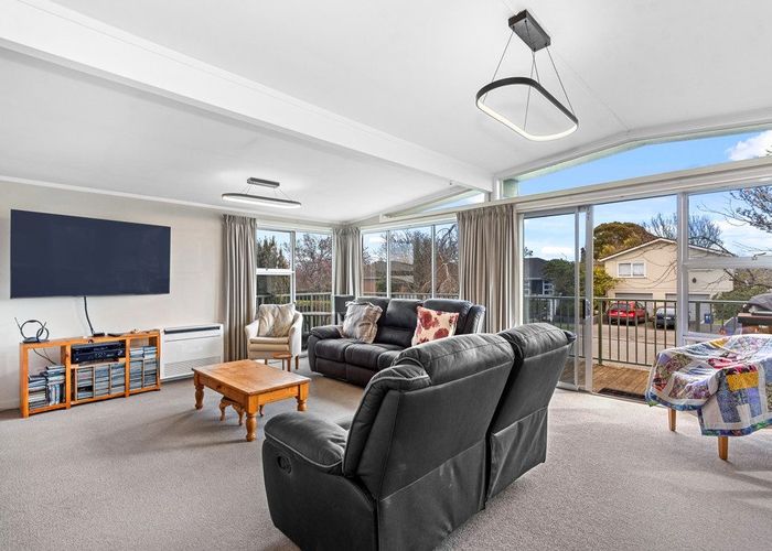  at 18 Oakfield Street, Burnside, Christchurch City, Canterbury