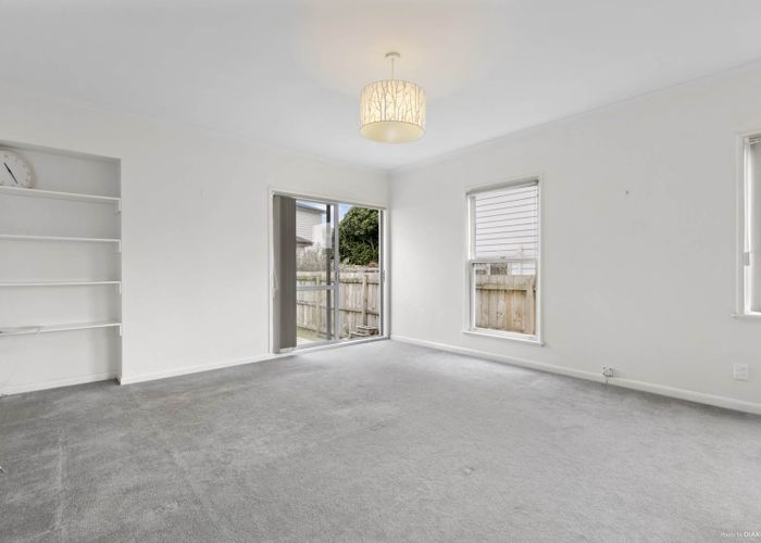 at 44 Rockfield Road, Penrose, Auckland