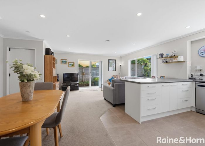  at 18 Nirmal Place, Sunnyvale, Waitakere City, Auckland