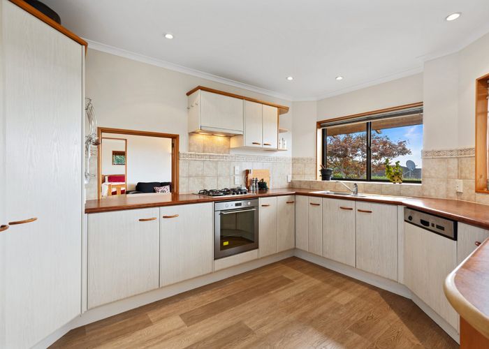  at 12 Bayvista Close, Welcome Bay, Tauranga