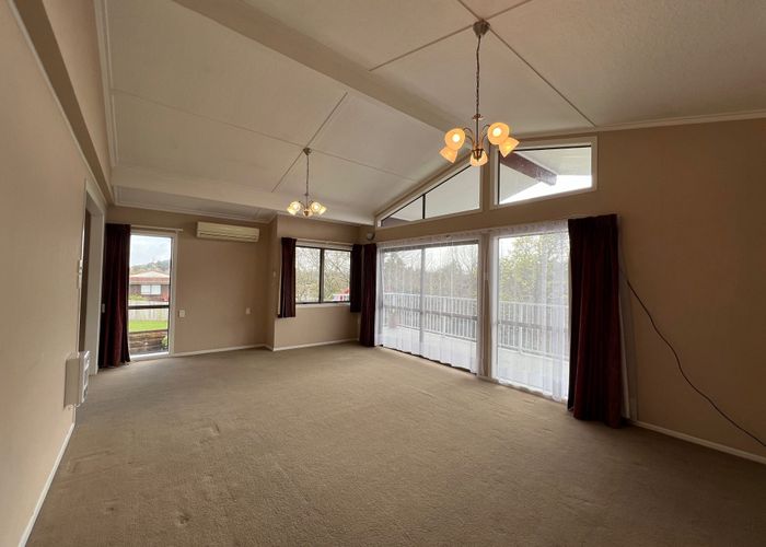  at 27A Brookview Court, Queenwood, Hamilton