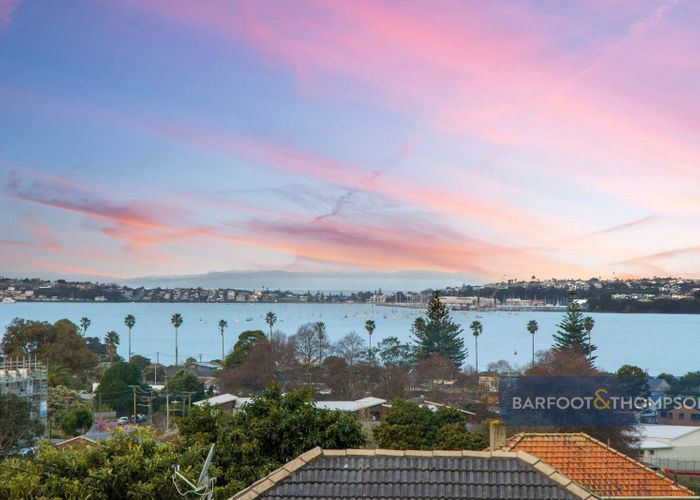  at 53 Court Crescent, Panmure, Auckland City, Auckland