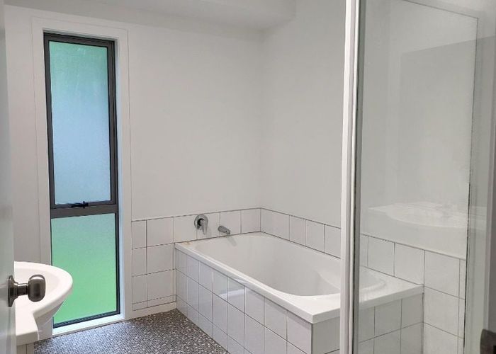 For rent 1185 South Road, Oakura, New Plymouth, Taranaki homes.co.nz