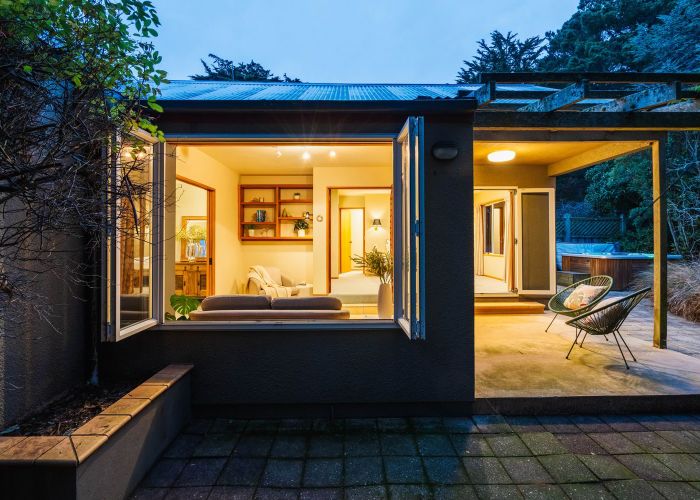  at 109A Cliffs Road, Saint Clair, Dunedin