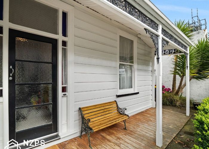  at 4 Kilgour Street, Roslyn, Dunedin, Otago