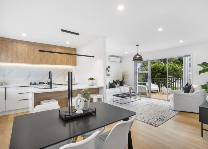  at 2/57 Moana Ave, One Tree Hill, Auckland City, Auckland