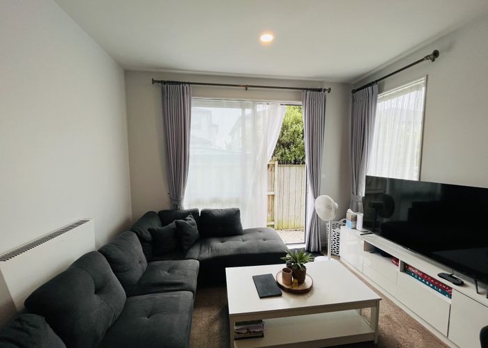  at 19 Drumbuoy Drive, Flat Bush, Manukau City, Auckland