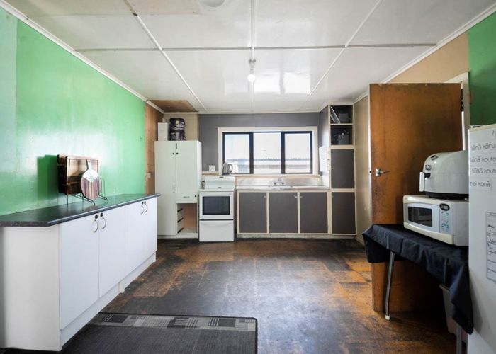  at 43 Beaumonts Way, Manurewa, Manukau City, Auckland