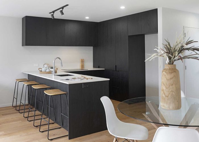  at 1/117 Hills Road, Edgeware, Christchurch