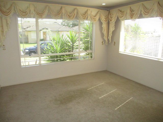  at 12 Ballydonegan Rise, East Tamaki, Manukau City, Auckland