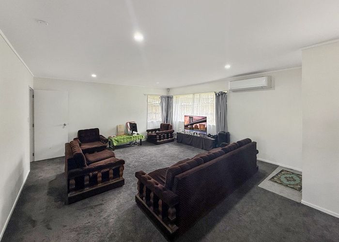  at 5 Enuamanu Road, Favona, Manukau City, Auckland