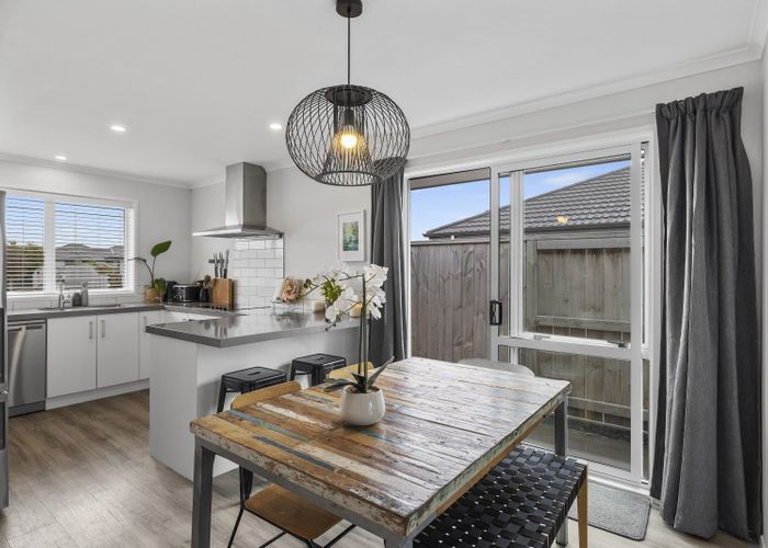  at 8 Kanapa Close, Papamoa, Papamoa
