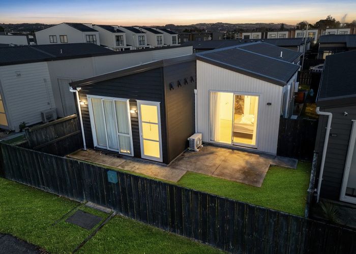  at 6 Swamp Kauri Grove, Takanini, Papakura, Auckland