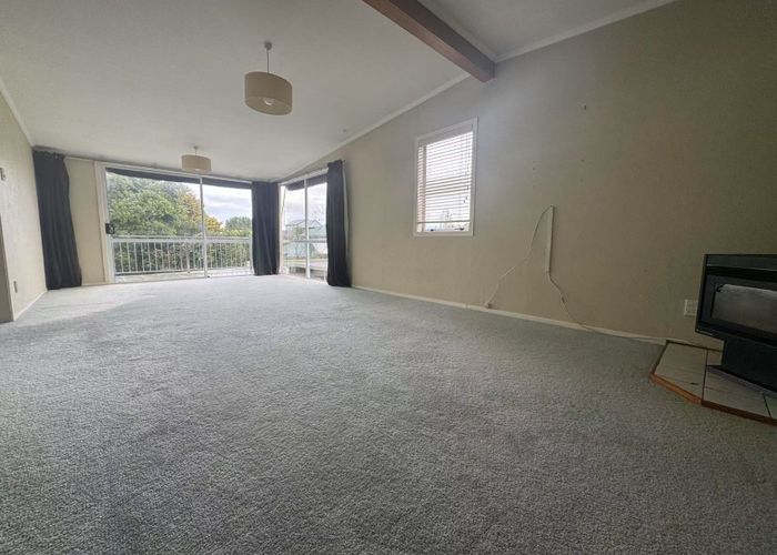 at 19 Queenwood Avenue, Queenwood, Hamilton, Waikato