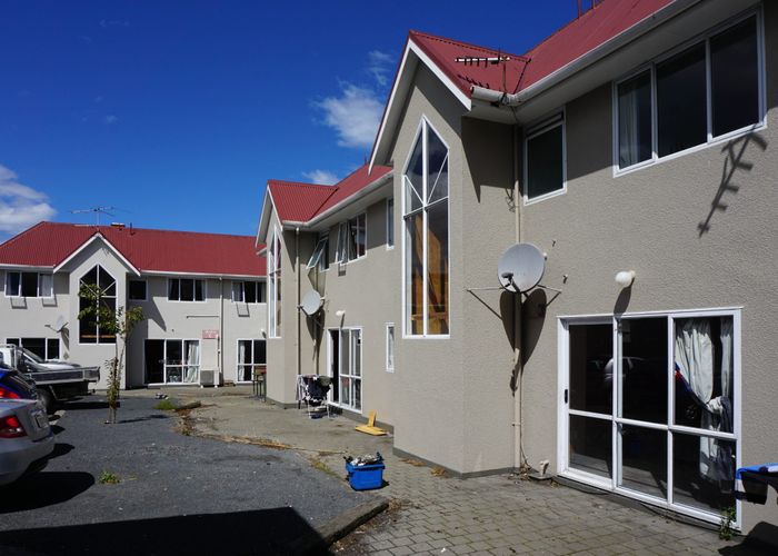  at 18 Forth Street, North Dunedin, Dunedin, Otago