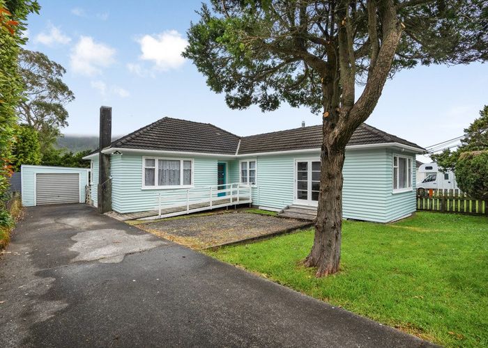  at 162 Wellington Road, Wainuiomata, Lower Hutt, Wellington